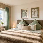 Stilvolle 120 Qm Im Gaestehaus Wistlberg Mit 3 Schlafzimmern Und Grossem Balkon Mitten Im Nationalpark 毛特